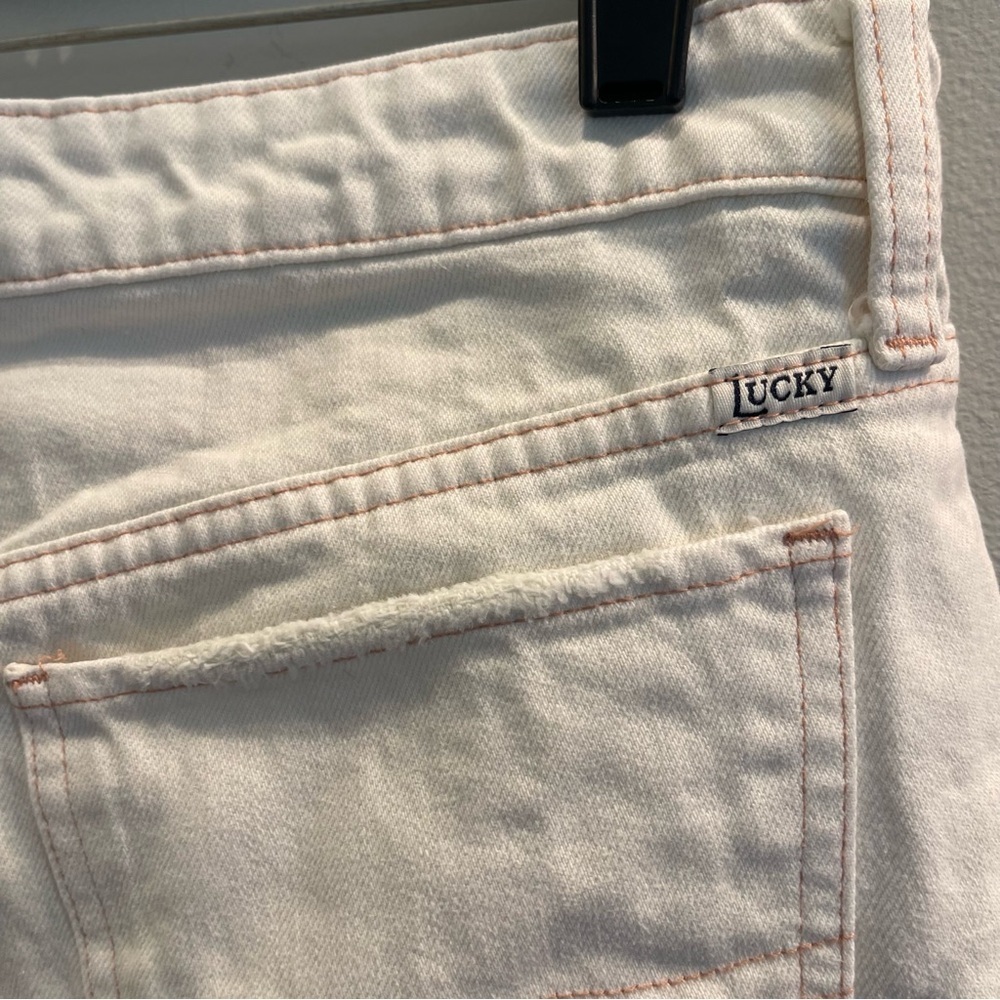 Lucky Brand The Boyfriend Shorts Off-White Denim Women’s 2/26 Raw Hem - Picture 7 of 13